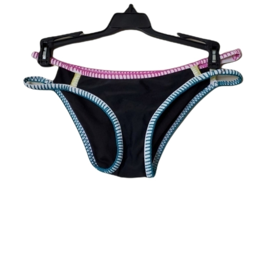 Hula Honey bikini swim